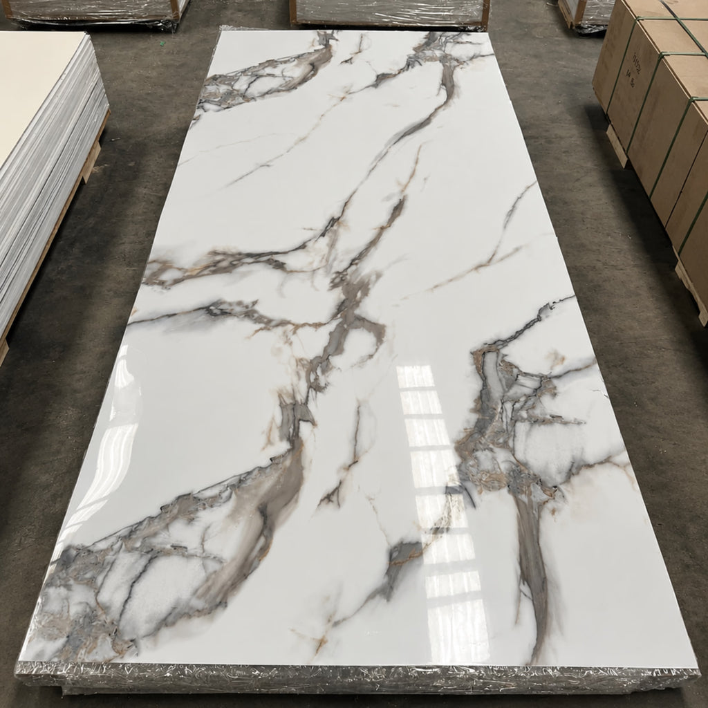 Placa PVC Símil Mármol Blanca Calacatta 2mm para Pared